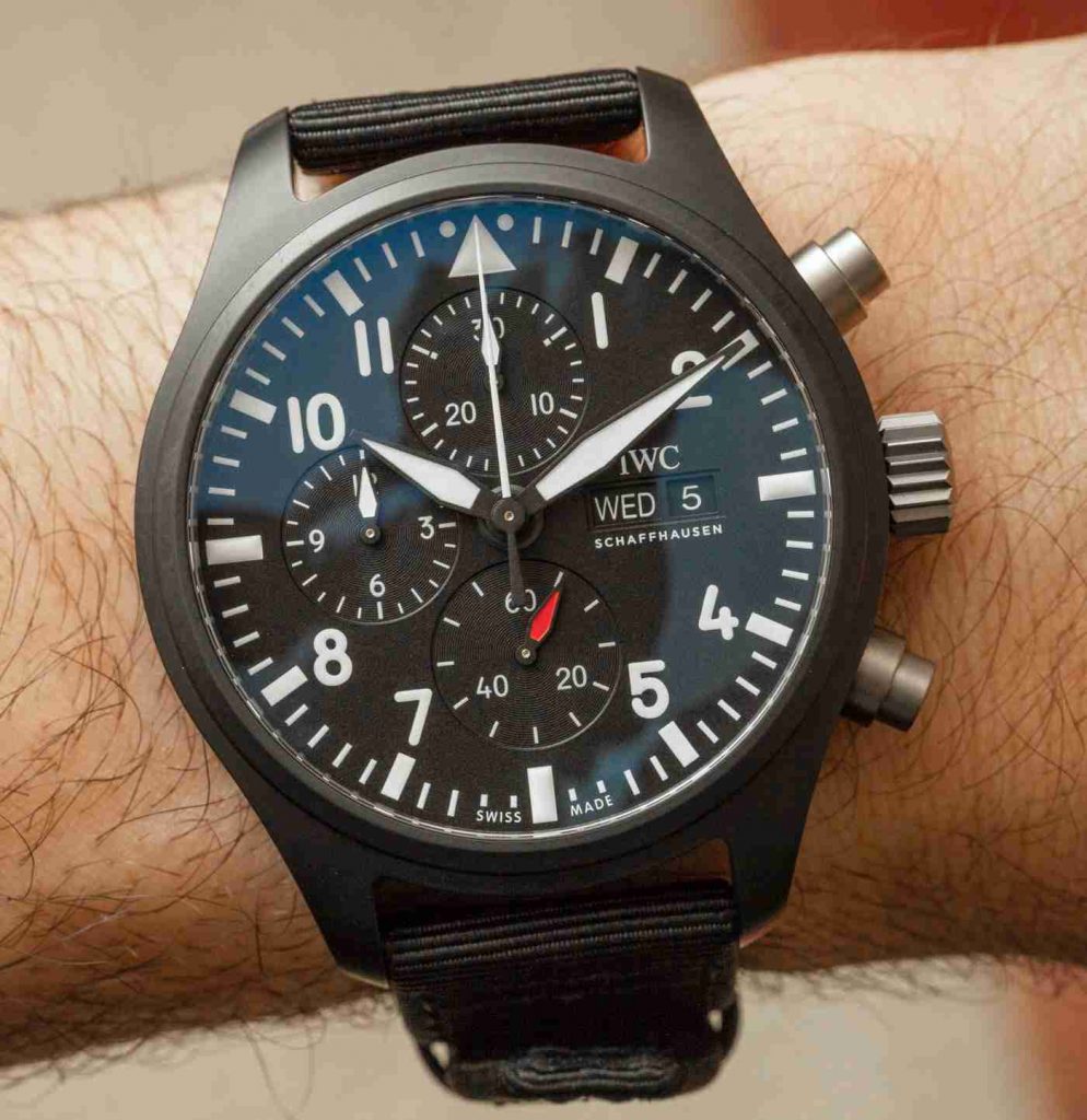 The IWC Pilot's Watch Chronograph TOP GUN Matte Black Ceramic Replica Hands On