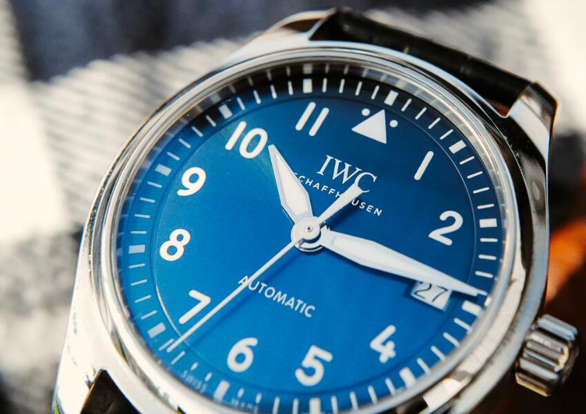 Description The Vintage Replica IWC Pilot's Automatic 36 Blue Dial Watches 3