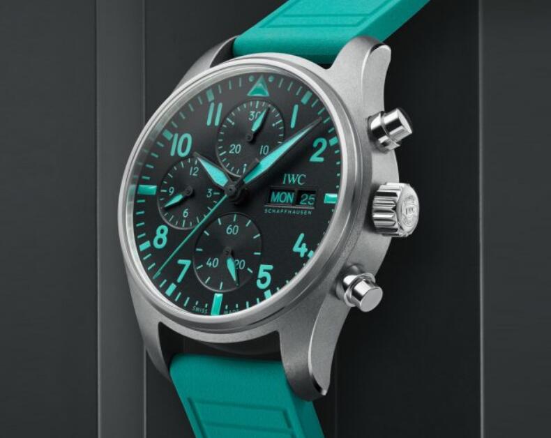 IWC Pilot’s Watch Chronograph 41 Edition Mercedes-AMG Green Sport Replica Guide 1